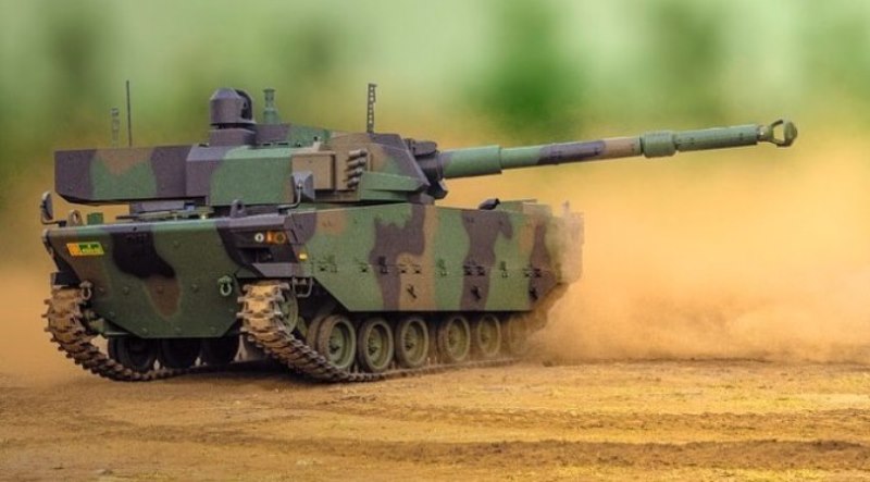 Harimau-hitam-medium-tank-4.jpg