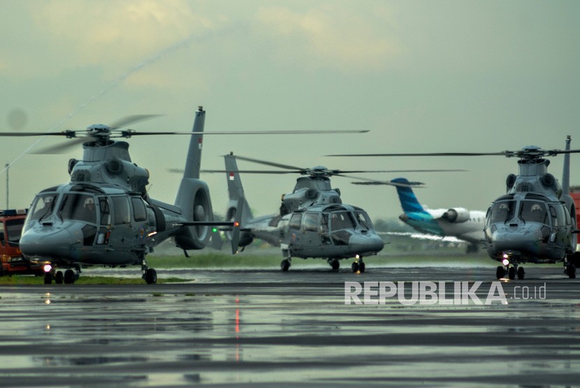 helikopter-as-565-mbe-tiba-di-base-ops-pangkalan-_190125183843-637.jpg