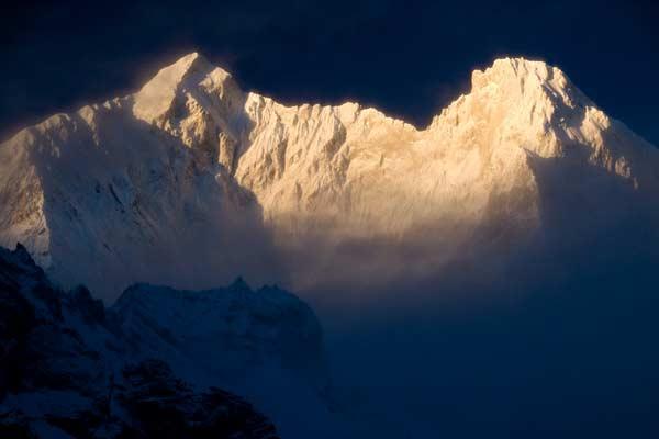 highest-himalayan-mountain-makalu-5-100809-02.jpg