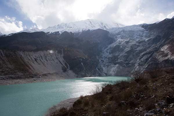 highest-himalayan-mountain-manaslu-8-100809-02.jpg