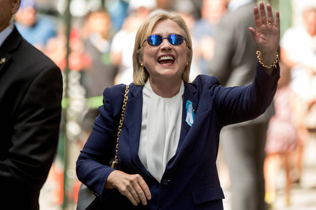 hillary_clinton_wave-620x412.jpg