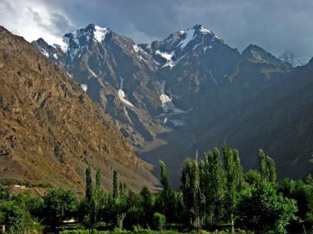 Hindu Kush Mountains.jpg