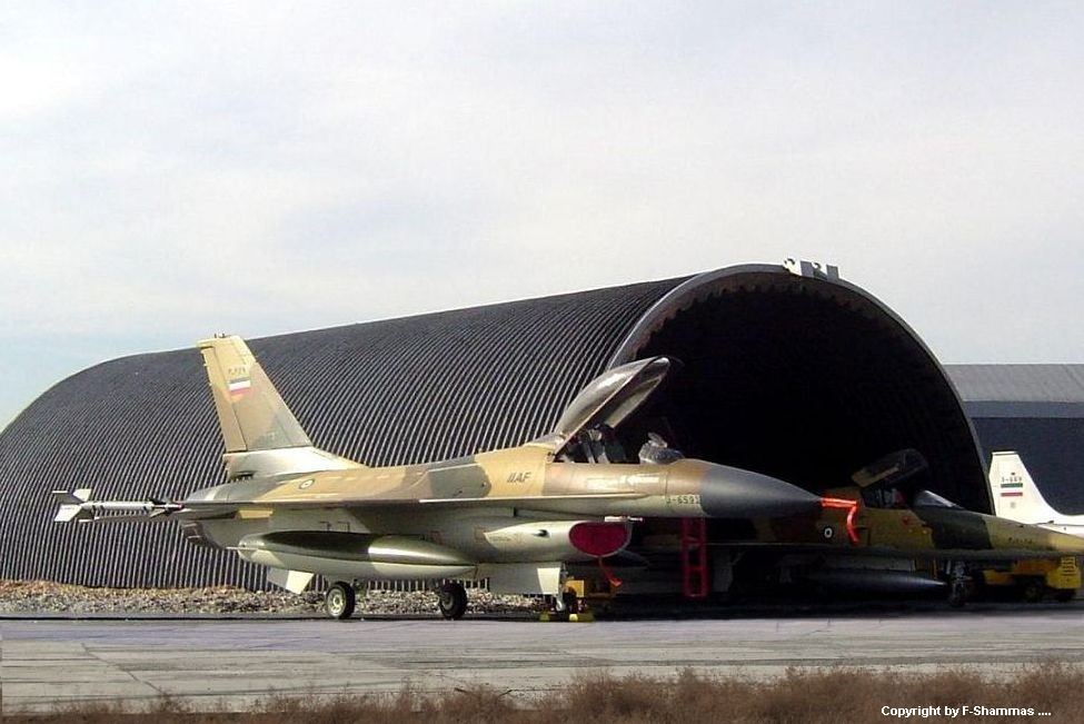 IIRIAF F-16 hangar2.jpg