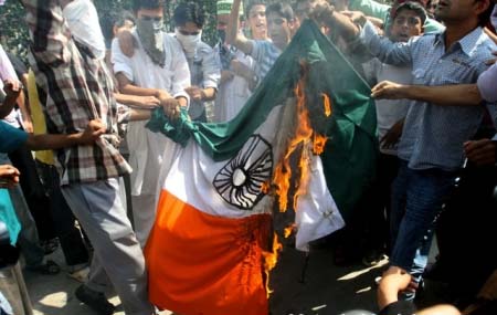 Indian-Flag-burned.jpg