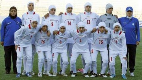 iranian-women-soccer-team-e1331312629621.jpg