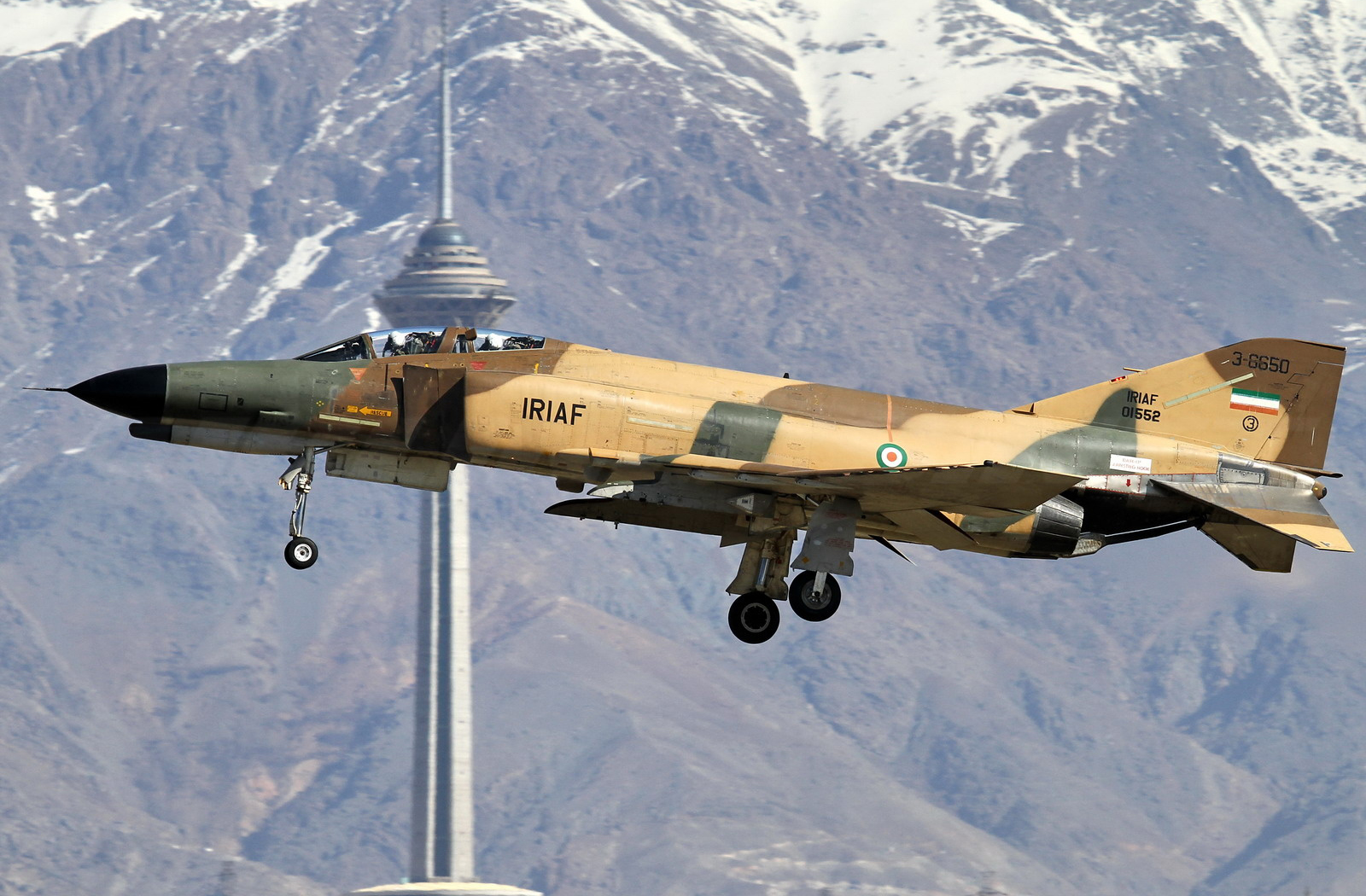 IRIAF-F-4[1].jpg