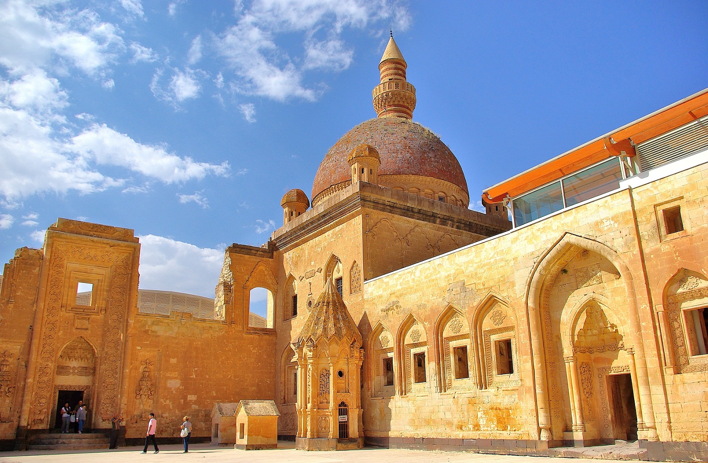 Ishak_Pasha_Palace1454.jpg