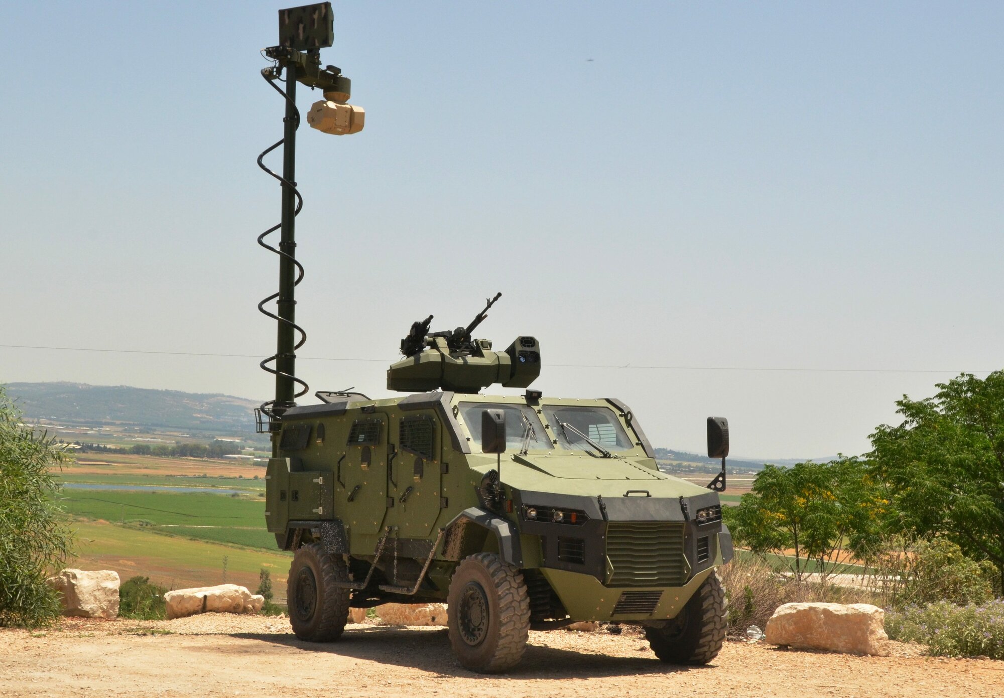 israel-gaia-auto-amir-4x4-rws-e1528555215911.jpg