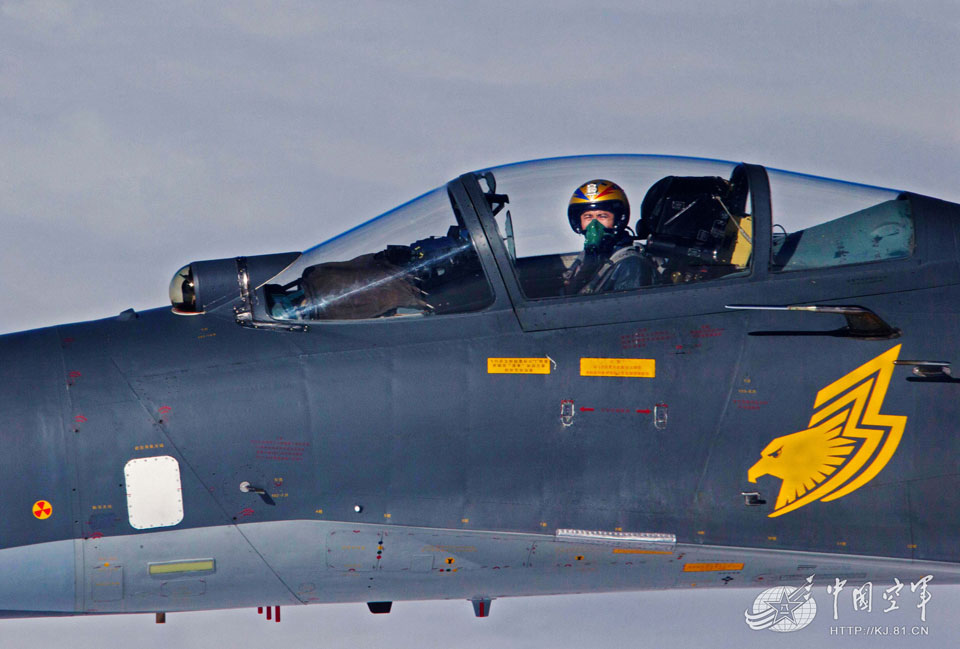 J-11A 40x4x - 33. Div + new badge - Jan. 15 - 2 Golden Helmet pilot.jpg