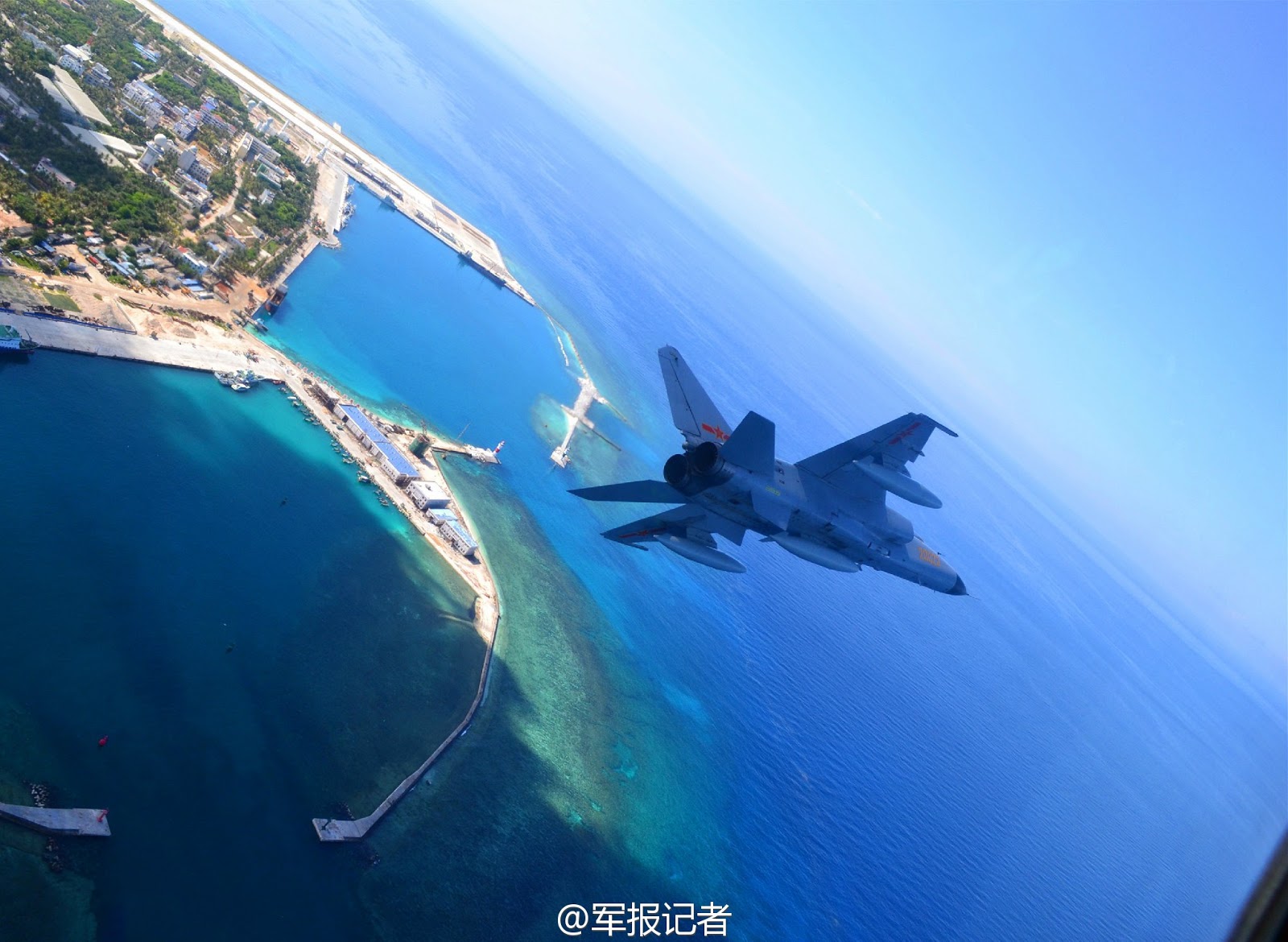 J-11B at Yongxing Island 02.jpg