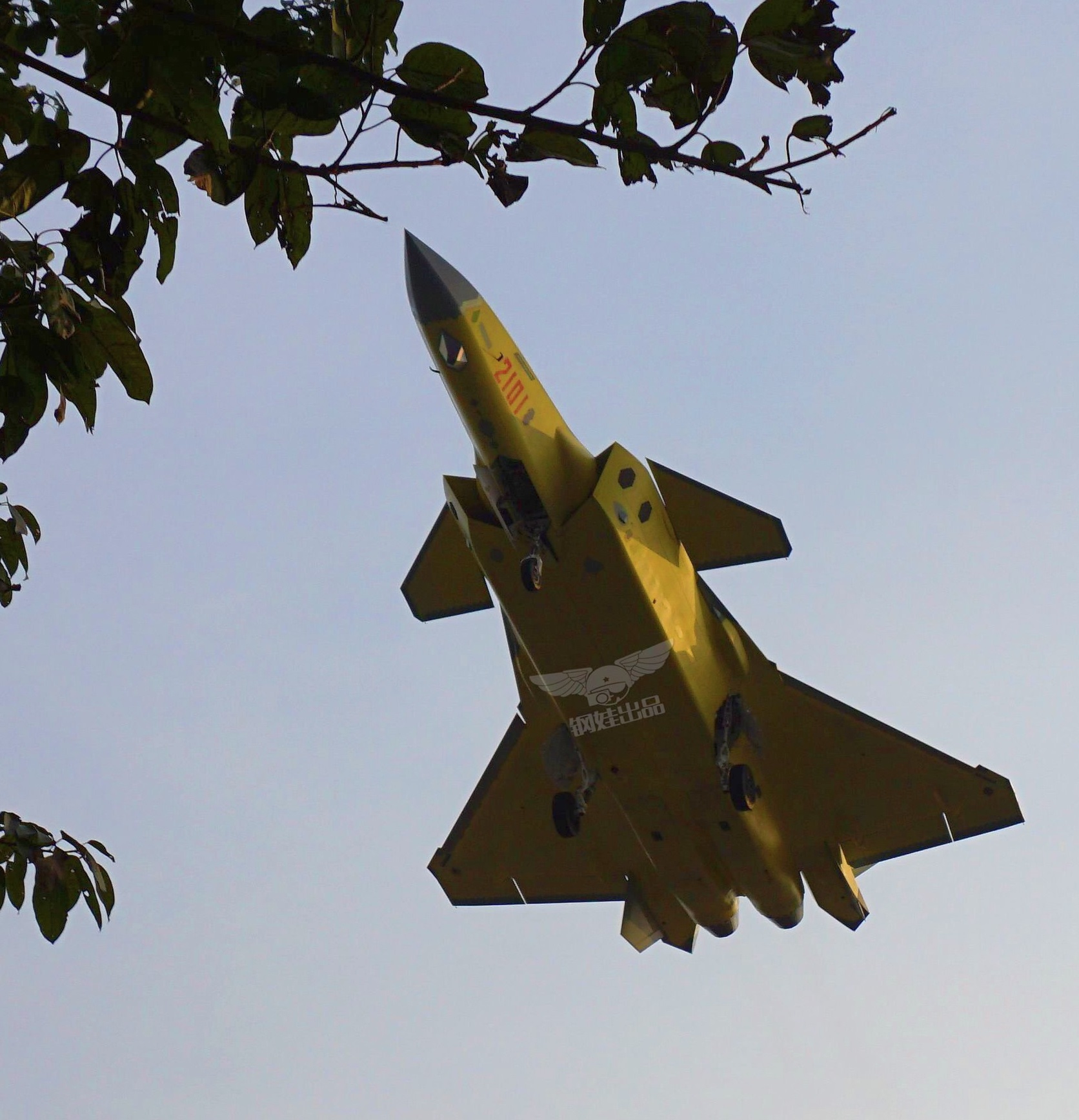 J-20 2101 - 24.1.16 - second flight 1 part.jpg