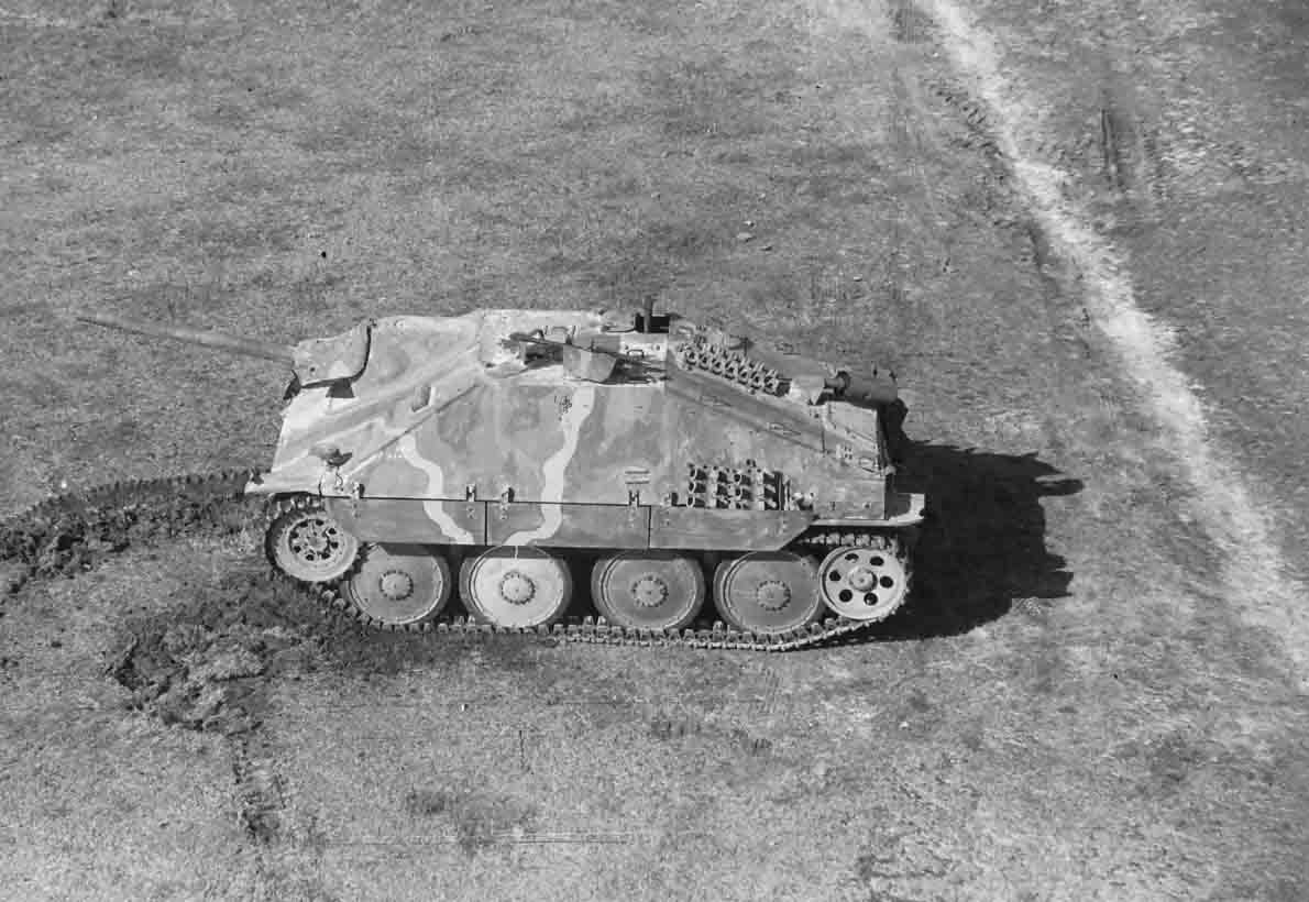 Jagdpanzer_38t.jpg