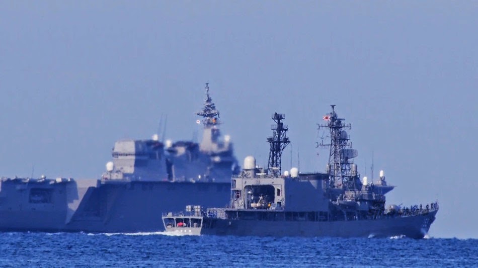Japan-Maritime-Self-Defense-Force-Izumo-class-helicopter-destroyer-begins-sea-trials[1].jpg