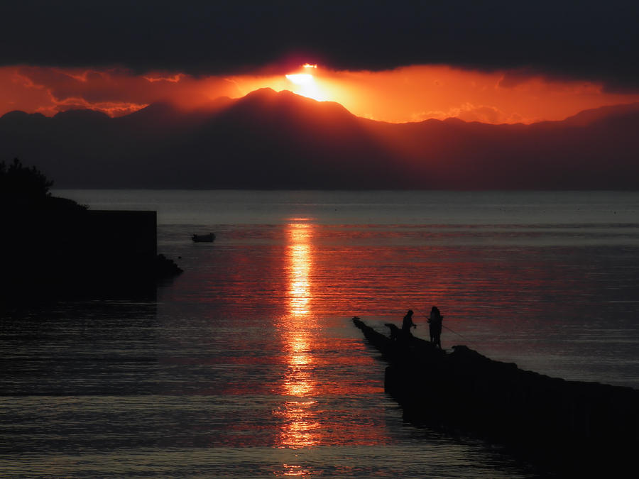 japanese-sunset-mountain-dreams[1].jpg