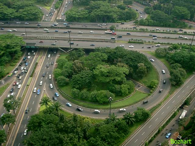 Jembatan Semanggi 02.jpg