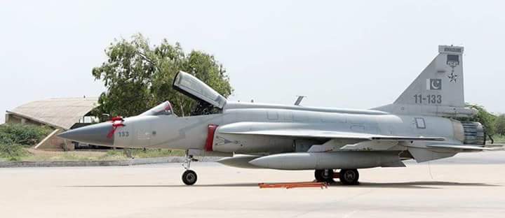 JF-17 11-133 2sq (15442300_1255335617890322_1389550586672701529_n).jpg