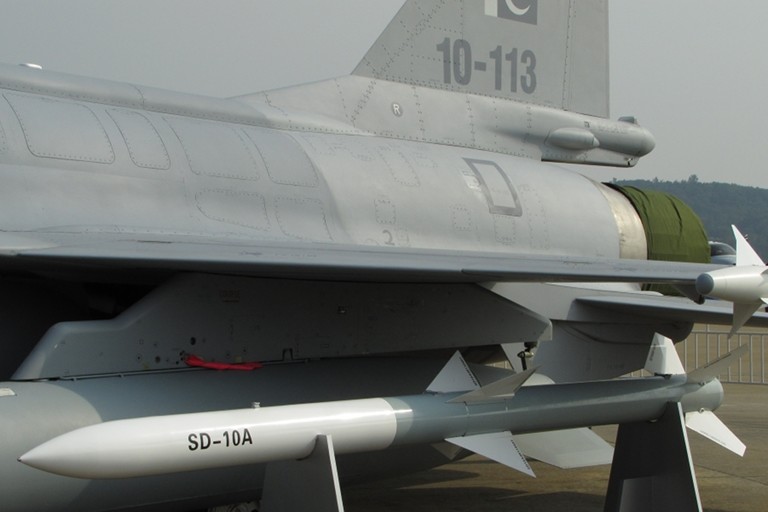JF-17-SD-10-PL-12-e1440135117296.jpg
