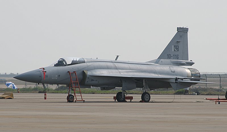 JF-17 Thunder 10-116.jpg