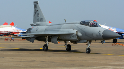 JF-17 Thunder 13-150.jpg