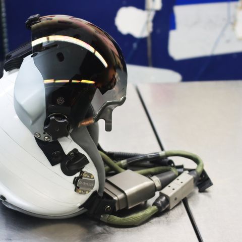 joint-helmet-mounted-cueing-system-2-1616694191.jpg