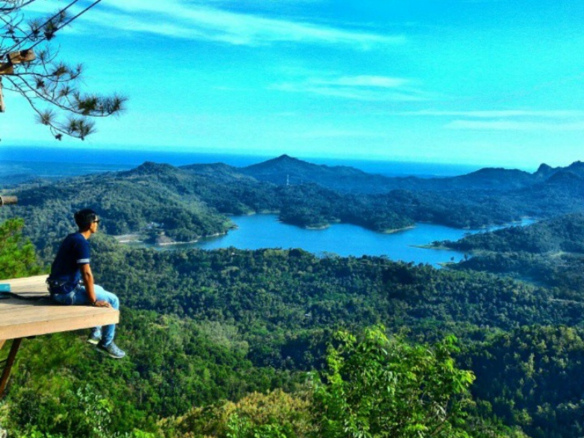 kalibiru-menikmati-danau-di-atas-awan-kulon-progo-20160209113251.jpg