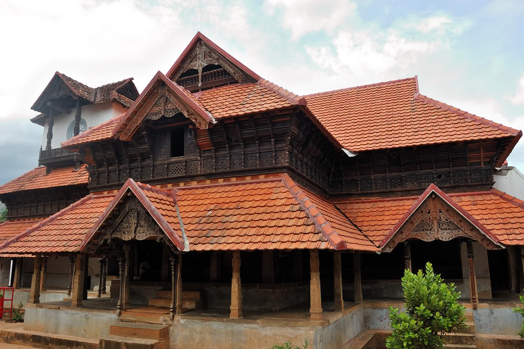 kanyakumari1padmanabhapuram palace.jpg