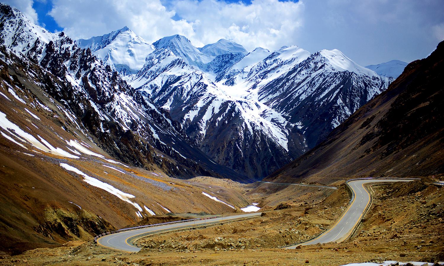 KArakoram range  astore valley.jpg