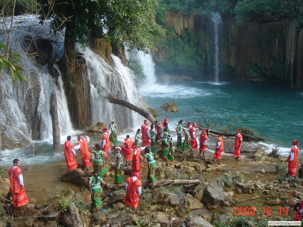 kayin_traditional_festival_near_kyonhtaw_waterfalls_myanmar_photo.jpg