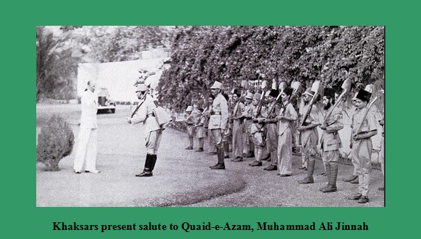 Khaksars-present-salute-to-Quaid.jpg