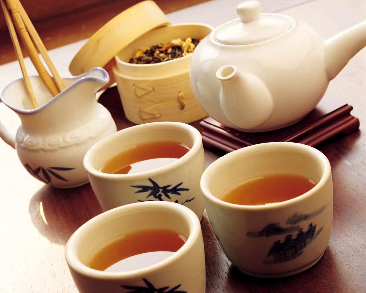 Kinesisk_te_Chinese_tea1[1].jpg