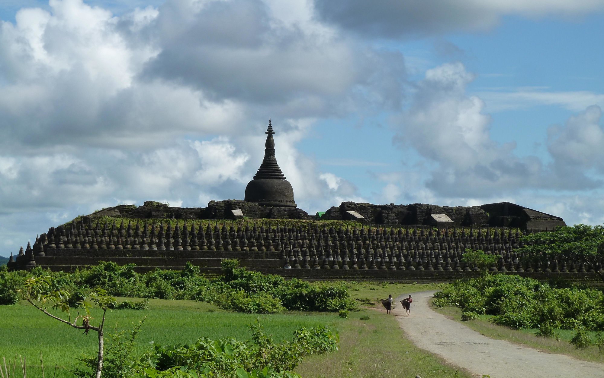 Koe-thaung1.jpg