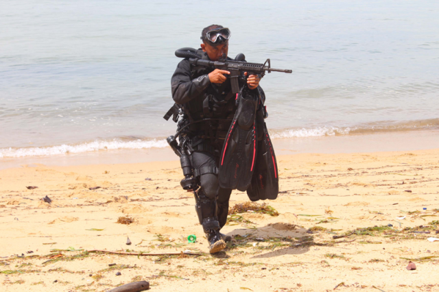 Kopaska-Latihan-Tempur-2-640x426.png