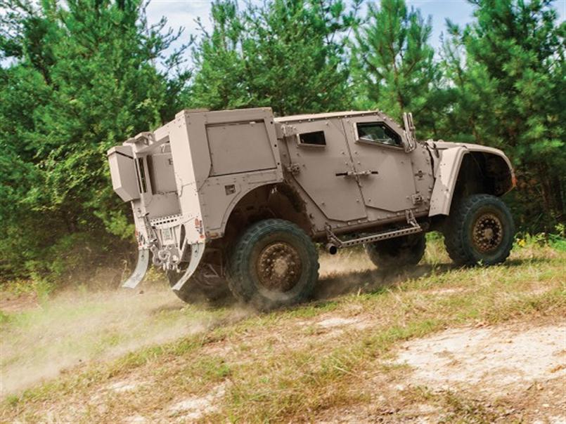 L-ATV%20Could%20Become%20the%20New%20Humvee%20-%2003.jpg