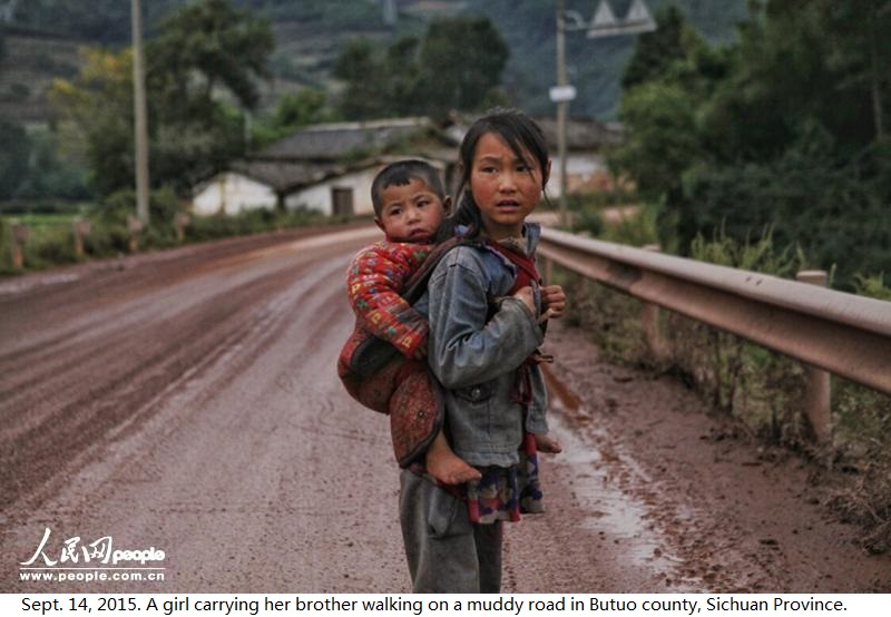 Left-behind.Butuo.country,Sichuan.Sept14,2015.b.jpg