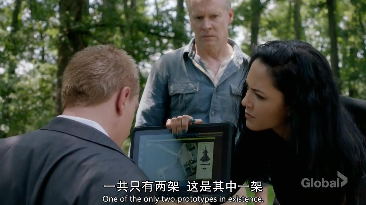 新百战天龙.MacGyver.S03E01.中英字幕.HDTVrip.720P-人人影视_20181001012140.JPG