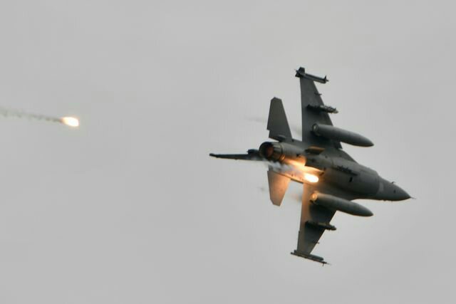 made-f-16v-releases-flares-during-the-annual-han-kuang-news-photo-1611268000.jpeg