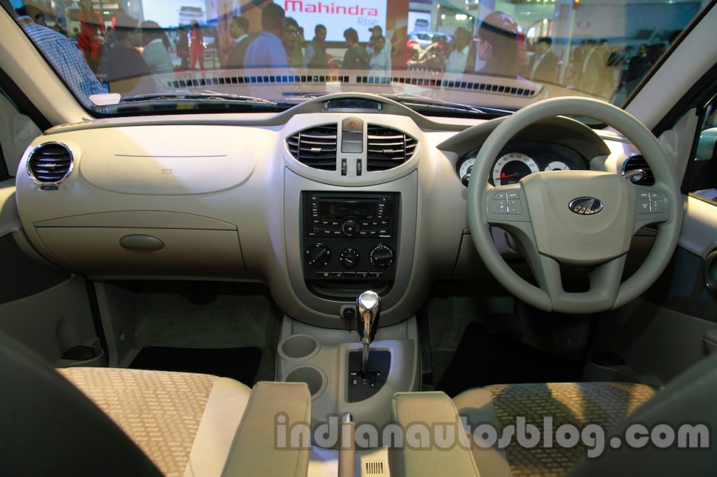 Mahindra-Quanto-autoSHIFT-AMT-dashboard-full-view-at-Auto-Expo-2014-1024x682.jpg