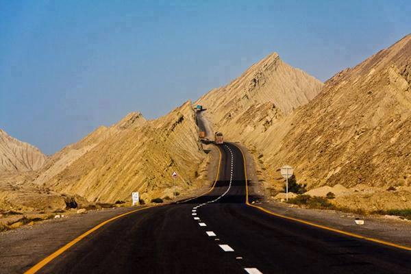 makran coastal highway.jpg