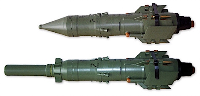 Malyutka anti-tank missile generation early and Malyutka 2 m.jpg