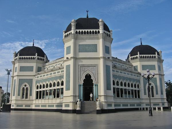 Masjid-Raya-Medan.jpg