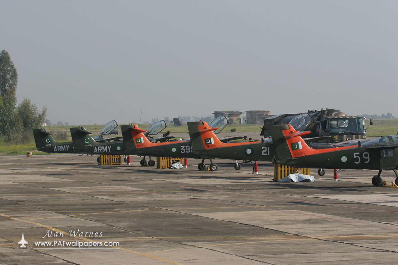 mfi-17_mushak_trainer_pakistan_air_force_01.jpg