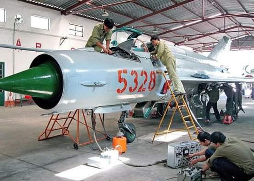 MiG-21.jpg