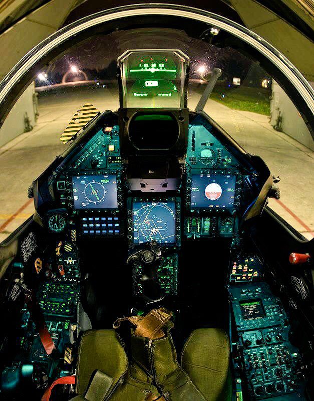 Mirage2000 cockpit.jpg