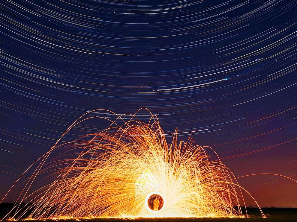 night-fire-trails_89668_990x742.jpg