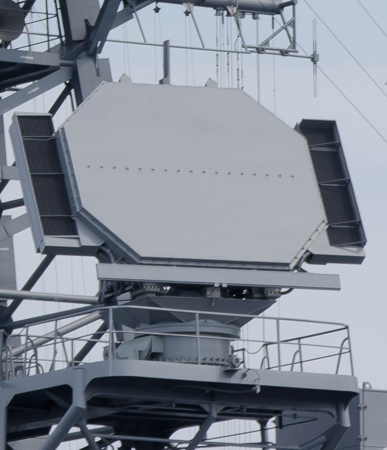 OPS-24B_radar_on_board_DD-109.jpg