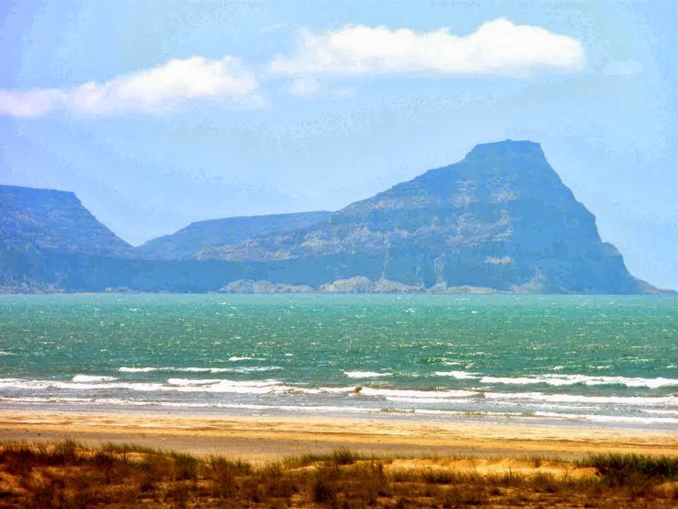 Ormara Beach, Balochistan.jpg