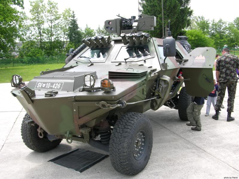 otokar-cobra-13.jpg