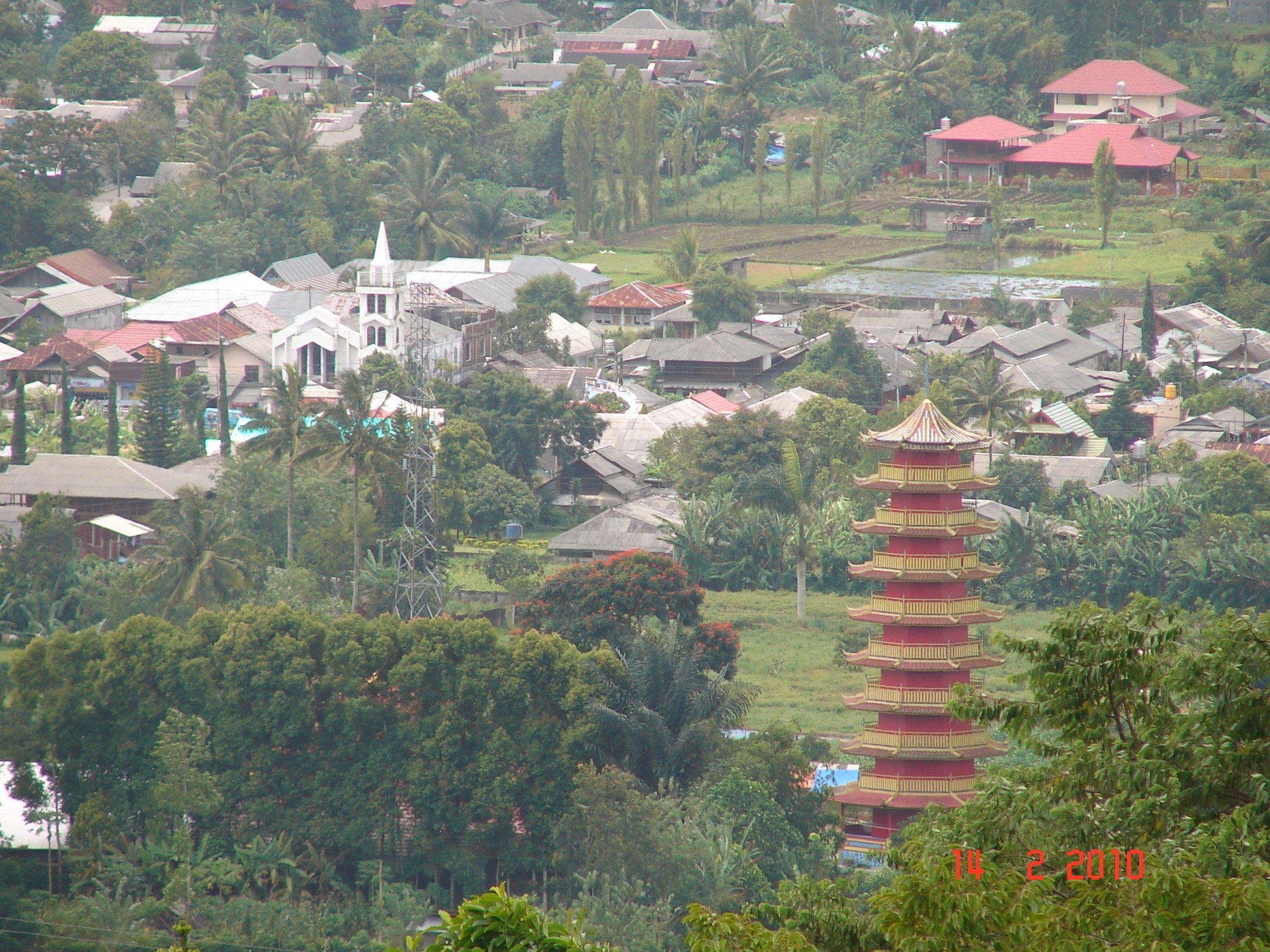 Pagoda_-_panoramio_(2).jpg