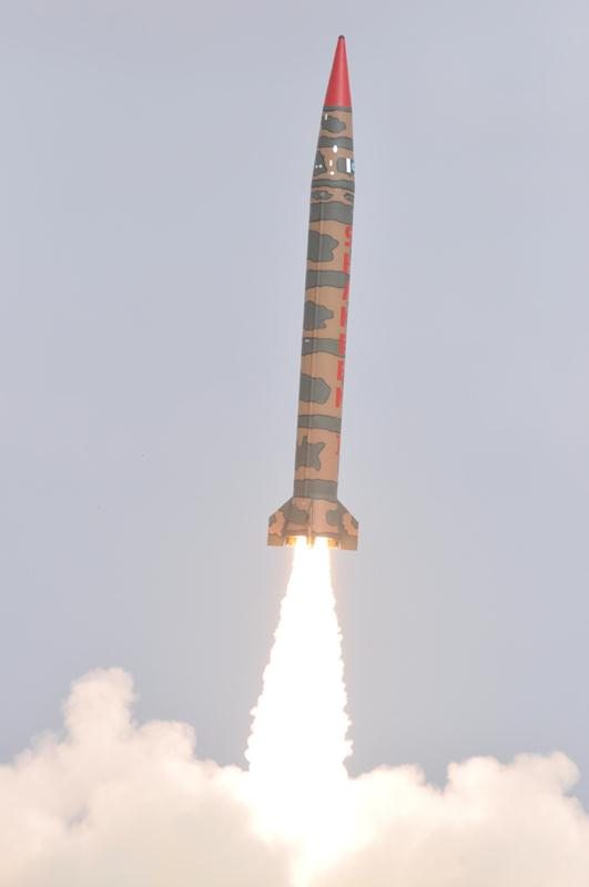 pakistan-army-hatf-IV-shaheen-1a-missile.jpg