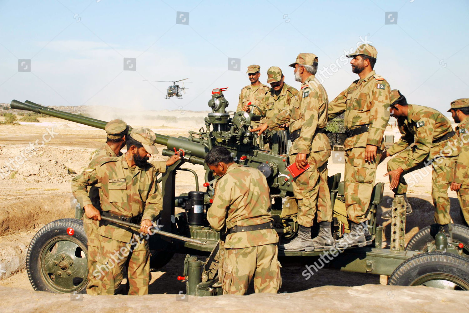 pakistan-military-exercises-jan-2010-shutterstock-editorial-7736850a.jpg